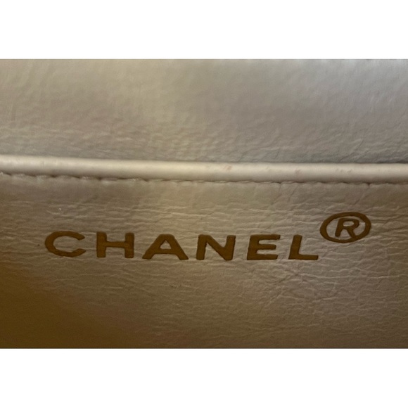 CHANEL Square Mini Lambskin Classic Flap in Beige / Ivory 💕 Authentic - Picture 15 of 16